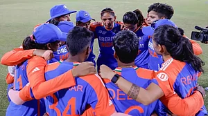 खेल: जडेजा-सिराज दलीप ट्रॉफी से बाहर और महिलाओं के T20 WC के लिए भारतीय टीम घोषित