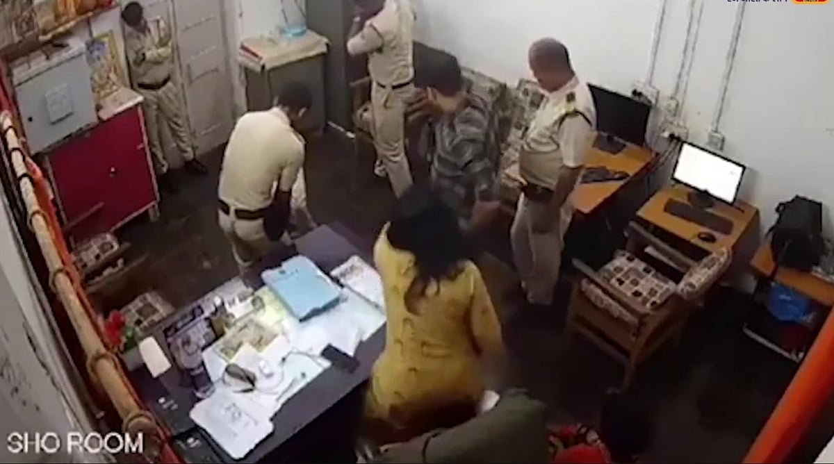मध्य प्रदेश: कटनी में थाने के अंदर दादी और पोते की पिटाई का मामला, थाना प्रभारी सहित छह पुलिसकर्मी निलंबित