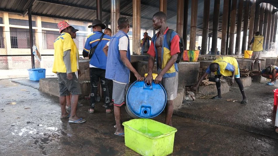 कांगो में जेल से भागने की कोशिश में कई कैद‍ियों की मौत