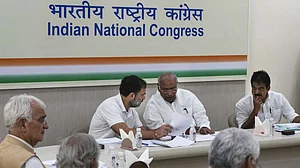 कांग्रेस ने हरियाणा में फाइनल किए 66 नाम, AAP से गठबंधन पर दो-तीन दिन में तस्वीर होगी साफ: दीपक बाबरिया