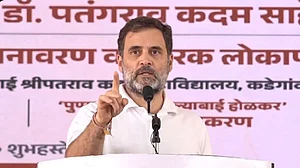 पीएम मोदी को महाराष्ट्र के हर नागरिक से माफी मांगनी चाहिएः राहुल गांधी