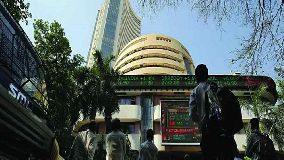 सेंसेक्स 236 अंक बढ़कर रिकॉर्ड ऊंचाई पर हुआ बंद