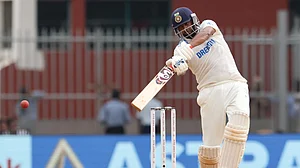 IND vs BAN 1st Test: अश्विन ने जड़ा दमदार शतक, पहले दिन भारत का स्कोर 339/6