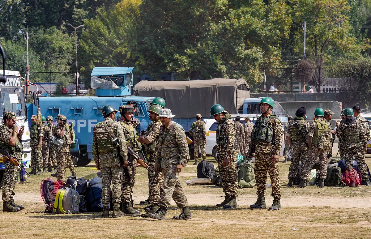 जम्मू-कश्मीर विधानसभा चुनाव: दूसरे चरण में उमर, रविंद्र, तारिक कर्रा सहित 239 की किस्मत दांव पर, बुधवार को मतदान