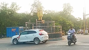 कैथल से ग्राउंड रिपोर्टः महाभारत कालीन शहर से सौतेला व्यवहार BJP पर भारी, मैदान में सुरजेवाला परिवार की तीसरी पीढ़ी