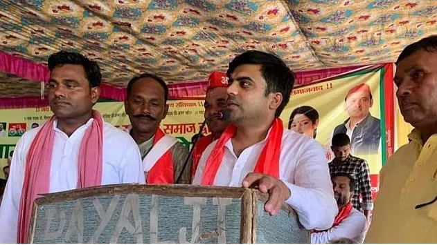 एसपी ने करहल विधानसभा सीट से तेज प्रताप यादव को बनाया उम्मीदवार