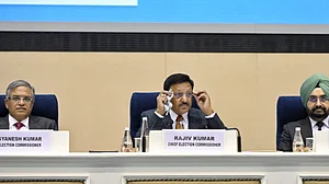 यूपी, बिहार, राजस्थान समेत 15 राज्यों के दो लोकसभा और 48 विधानसभा सीटों पर उपचुनाव, जानिए कब और कहां होंगे इलेक्शन