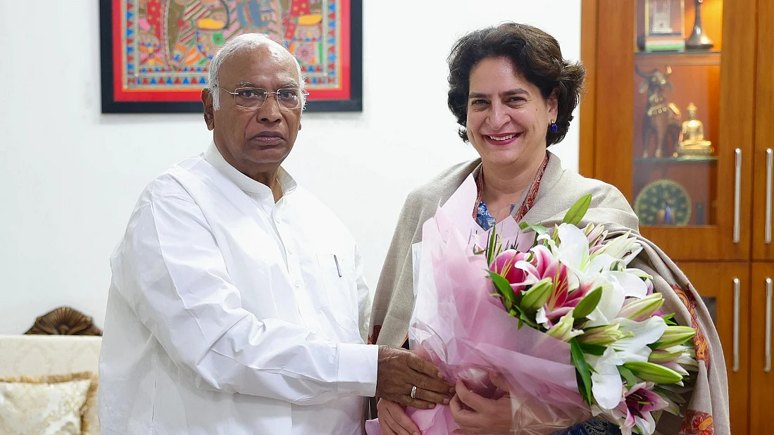 प्रियंका गांधी 23 अक्टूबर को वायनाड उपचुनाव के लिए करेंगी नामांकन, सोनिया, खड़गे और राहुल रहेंगे मौजूद