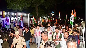 असम उपचुनाव: सामागुरी में कांग्रेस के विधायकों और NSUI प्रमुख के वाहनों में तोड़फोड़, बीजेपी के लोगों पर आरोप