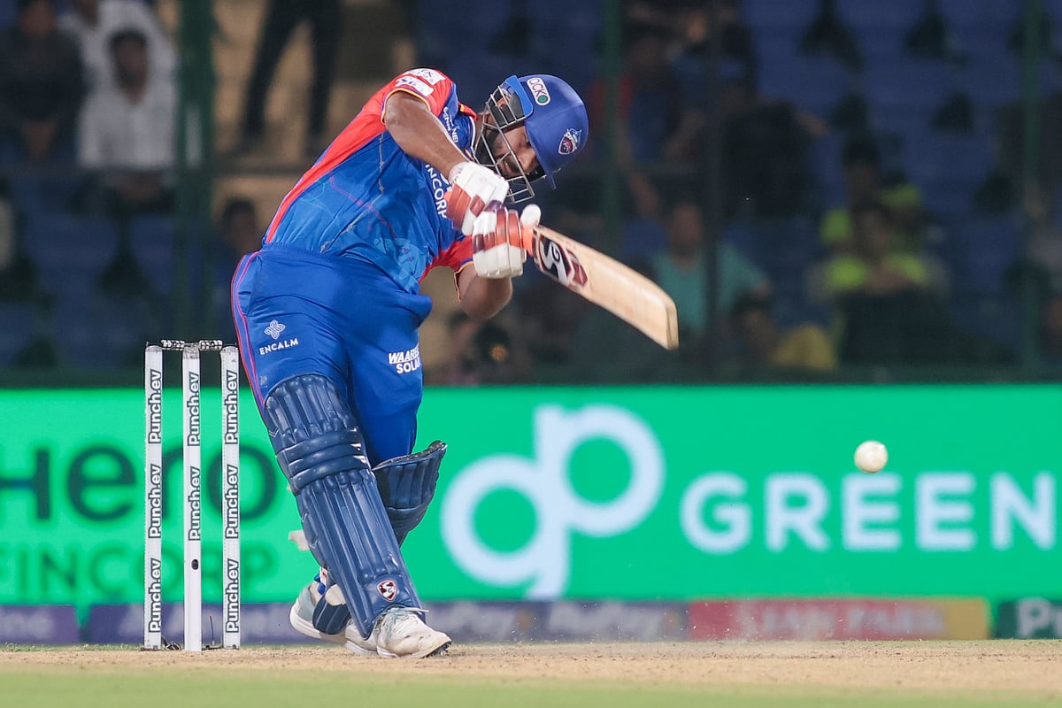 खेल: गंभीर पर भड़के मांजरेकर, बोले- न उनके पास शब्द हैं, न तमीज और IPL में इन 5 खिलाड़ियों पर लग सकती है रिकॉर्ड बोली