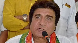 महाराष्ट्र के लोगों को ‘बंटेंगे तो कटेंगे’ जैसे नारों से भड़काया नहीं जा सकता, राज बब्बर ने 'महायुति' को घेरा