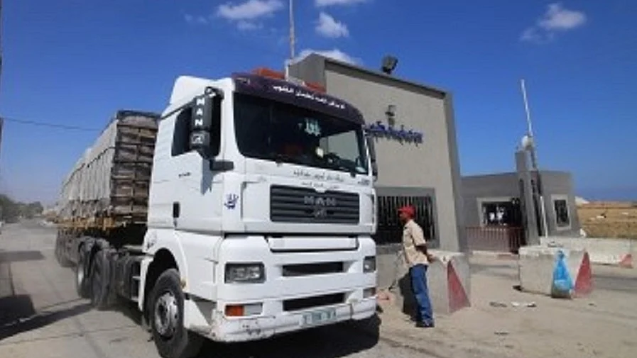 युद्धग्रस्त गाजा में सहायता ट्रक लूटने की घटनाओं की बाढ़, हमास ने ऑपरेशन में 20 लुटेरों को किया ढेर