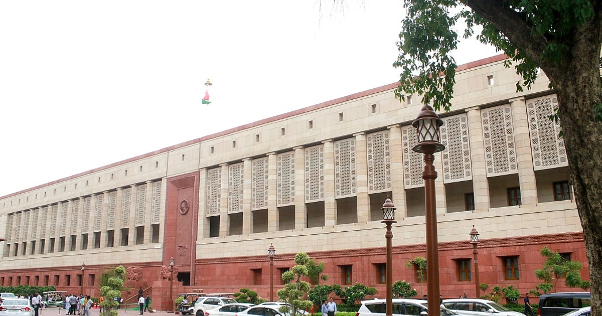 बड़ी खबर LIVE: संसद का विशेष सत्र आज से शुरू, पेश होगा महिला आरक्षण विधेयक