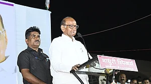 महायुति की जीत में ‘लाडकी बहिन’ योजना और ध्रुवीकरण ने निभाई भूमिका, नई ऊर्जा के साथ लोगों के बीच जाएंगेः शरद पवार