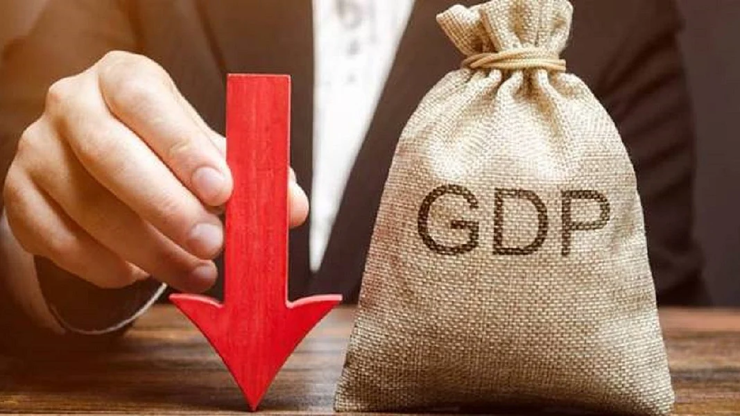 बुरे हाल में देश की अर्थव्यवस्था, चार साल के निचले स्तर पर पहुंचकर 6.4 फीसदी ही रह सकती है GDP दर