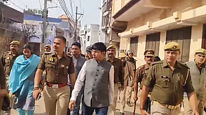 संभल हिंसा के बाद पहली जुमे की नमाज शांतिपूर्ण ढंग से निपटी, शहर के साथ पूरे राज्य में अलर्ट पर रही पुलिस