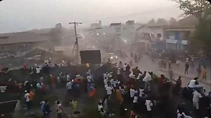 गिनी में फुटबॉल मैच के दौरान फैंस के बीच हुई झड़प, 100 से ज्यादा लोगों की मौत की खबर