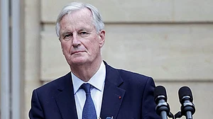 फ्रांसः अविश्वास प्रस्ताव से गिरी प्रधानमंत्री बार्नियर की सरकार, वाम और दक्षिणपंथी सांसदों ने मिलकर किया वोट