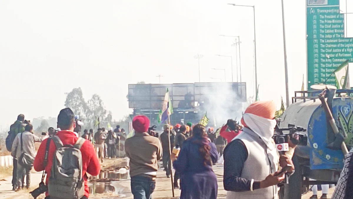 शंभू बार्डर पर प्रदर्शन कर रहे किसान