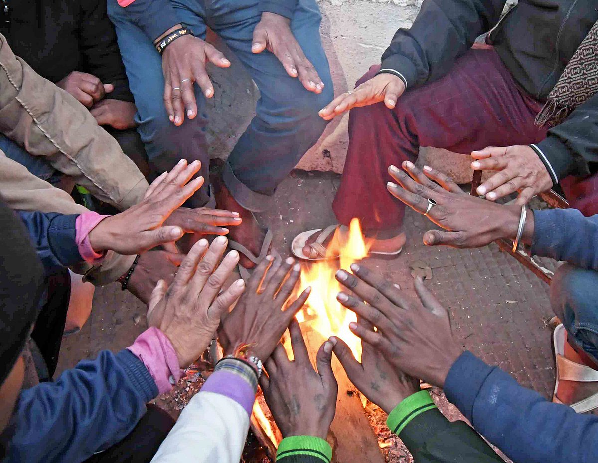 राजस्थान में पड़ रही कड़ाके की सर्दी, शून्य से नीचे पहुंचा फतेहपुर में तापमान