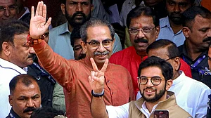उद्धव ने एक राष्ट्र-एक चुनाव से पहले पारदर्शी चुनाव प्रक्रिया की मांग की, बिल को ध्यान हटाने का प्रयास बताया