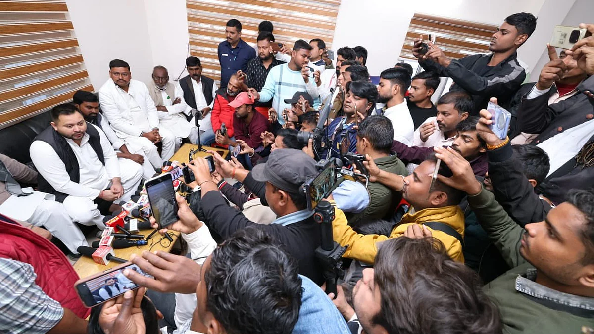 फोटो: @yadavtejashwi 