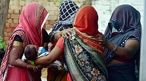 हाथरस गैंगरेप पीड़िता के भाई ने कहा- 'उम्रकैद' काट रहा हमारा परिवार, जो भी हमारा दर्द समझेगा उसे देंगे धन्यवाद