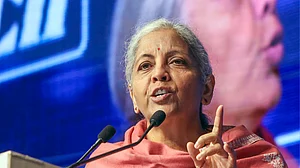 55वीं जीएसटी परिषद बैठक: स्वास्थ्य बीमा प्रीमियम, एटीएफ, 'सिन टैक्स' पर सबकी निगाहें