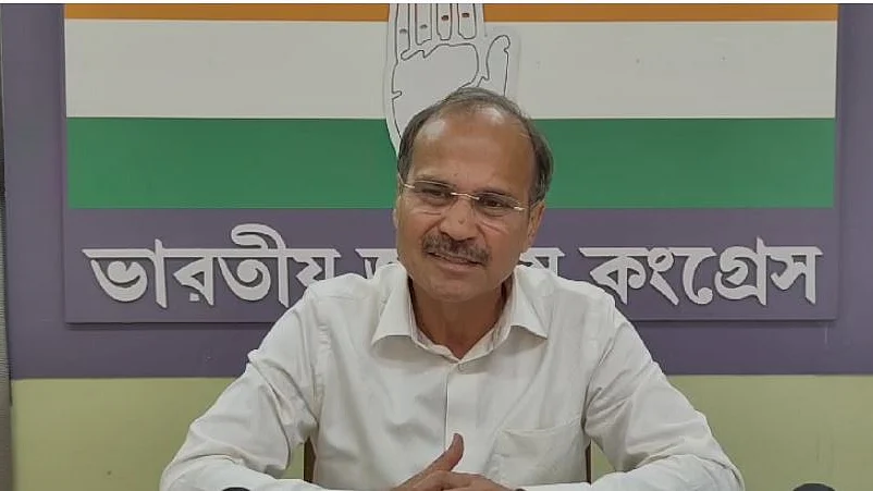 अधीर रंजन चौधरी ने कहा कि BJP ध्यान भटकाने की कोशिश कर रही है।