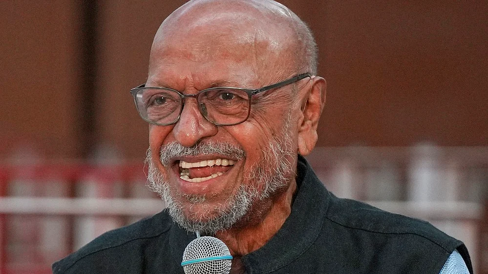 फिल्मकार श्याम बेनेगल का 90 साल की उम्र में निधन, अंकुर, निशांत और मंथन जैसी फिल्मों के लिए किया जाता है याद