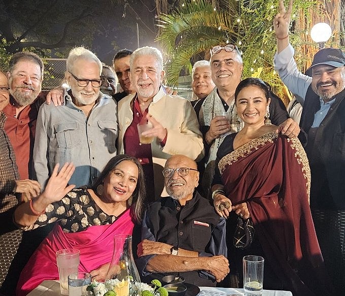 यह तस्वीर श्याम बेनेगल के 90वें जन्मदिन के मौके की है