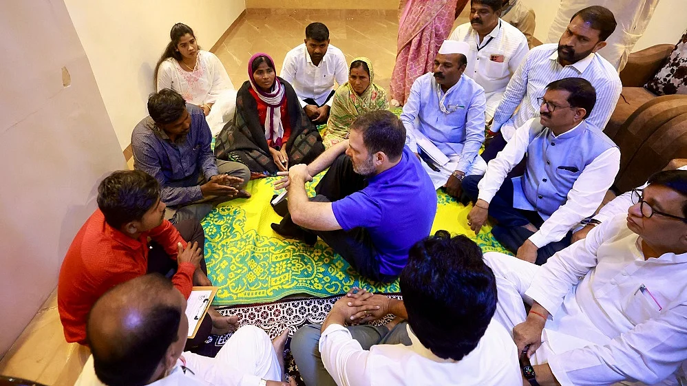 राहुल गांधी ने परभणी में जेल में मारे गए व्यक्ति के परिवार से की मुलाकात, बोले- दलित होने के कारण की गई हत्या