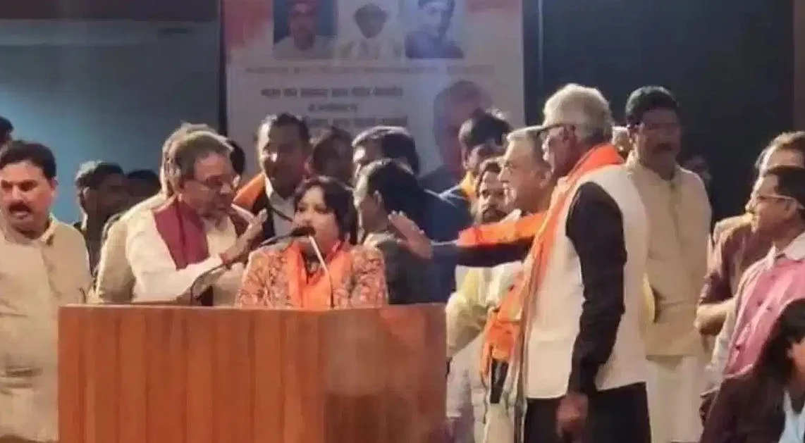 गुजरते साल का आखिर हफ्ता : ईश्वर और अल्लाह नहीं हो सकते पड़ोसी!