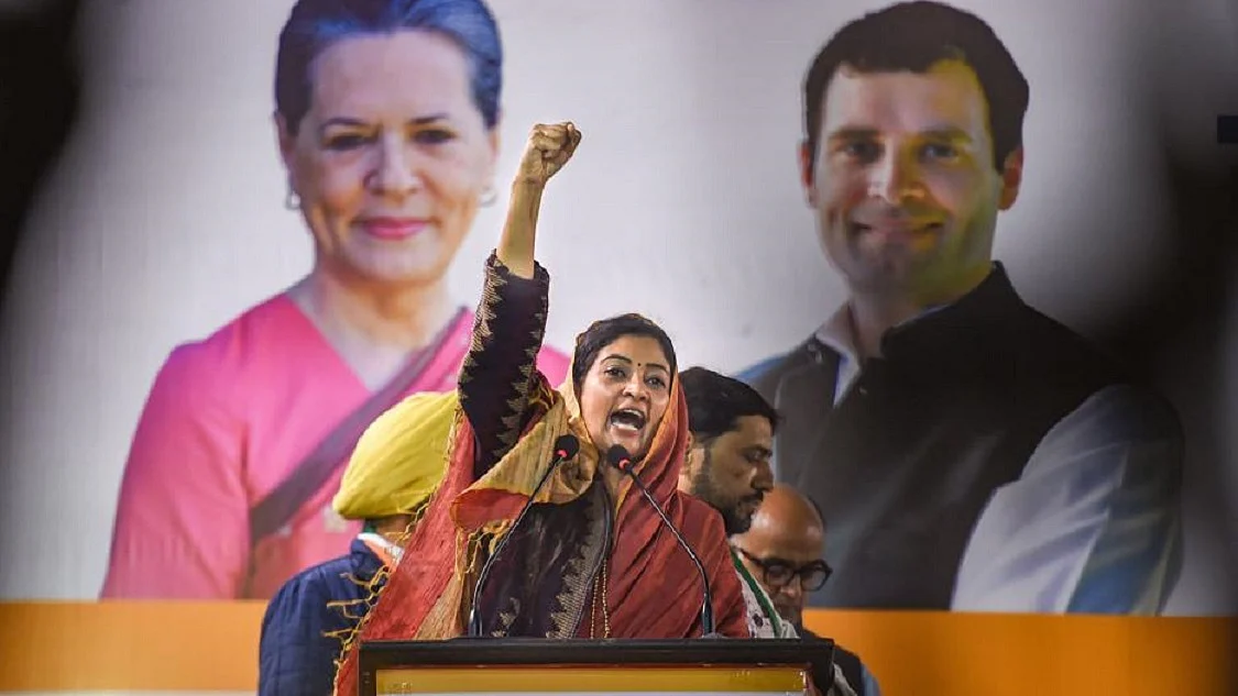कांग्रेस ने आतिशी के खिलाफ अलका लांबा को उतारा, कालकाजी सीट से बनाया अपना उम्मीदवार