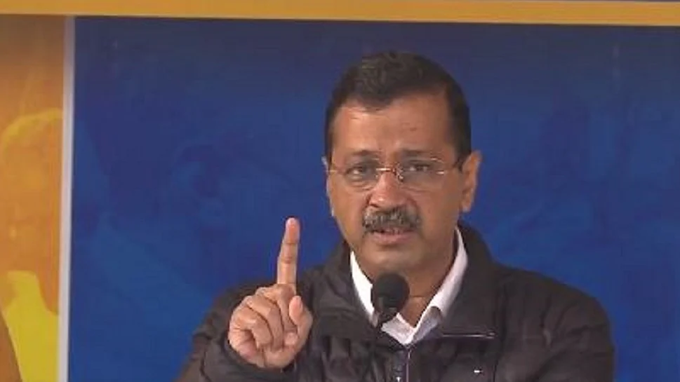 AAP ने नरेला और हरिनगर सीट पर बदला उम्मीदवार, शरद चौहान और सुरिंदर सेठिया को दिया टिकट