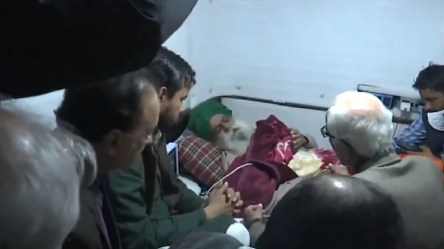 सुप्रीम कोर्ट द्वारा गठित समिति पहुंची खनौरी बॉर्डर, आमरण अनशन पर बैठे किसान नेता जगजीत डल्लेवाल से की मुलाकात