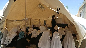 पाकिस्तान में मुस्लिम लड़कियों की शिक्षा पर शिखर सम्मेलन, न्योता मिलने पर भी नहीं शामिल हुआ अफगानिस्तान