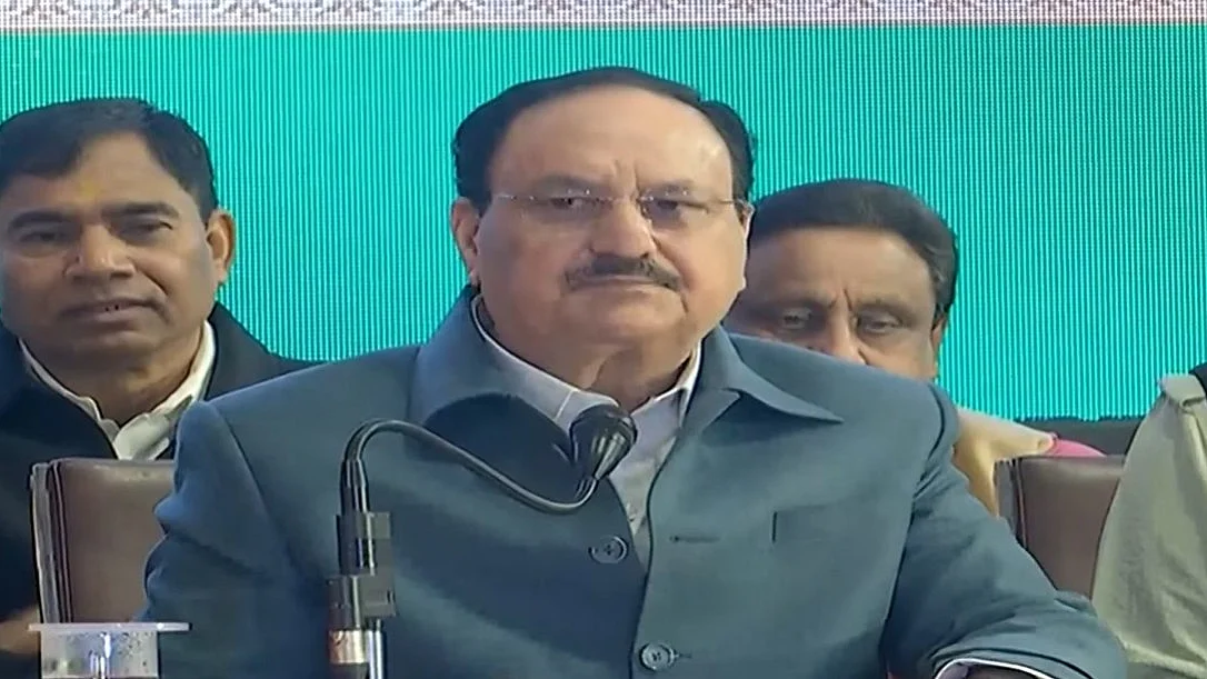 दिल्ली चुनाव: BJP ने महिलाओं को हर महीने 2500 रुपये, सिलेंडर पर 500 की सब्सिडी समेत किए कई बड़े वादे किए