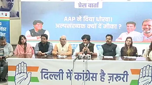 'आप' सरकार से ऊब गई है दिल्ली की जनता, इमरान प्रतापगढ़ी ने अरविंद केजरीवाल से किए पांच बड़े सवाल