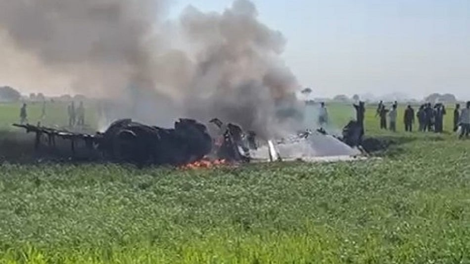 मध्य प्रदेश के शिवपुरी में एयरफोर्स का फाइटर प्लेन दुर्घटनाग्रस्त, दोनों पायलट सुरक्षित, जांच के आदेश