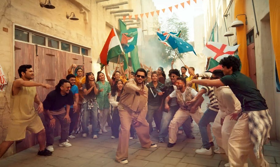 खेल: स्टीव स्मिथ ने इस मामले में की द्रविड़ की बराबरी और चैंपियंस ट्रॉफी का आधिकारिक गीत लॉन्च  