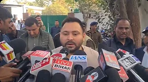 गरीब मारे जा रहे हैं, व्यवस्था पूरी तरह फेल है... तेजस्वी ने नई दिल्ली स्टेशन पर भगदड़ पर सरकार को घेरा