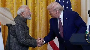 भारत के प्रति 'दुश्मन' जैसा सलूक कर रहे हैं ट्रंप, आखिर देश के लिए कब मुंह खोलेंगे नरेंद्र मोदी