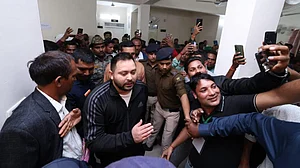 तेजस्वी यादव ने बेरोजगारी और पलायन को लेकर नीतीश सरकार को घेरा