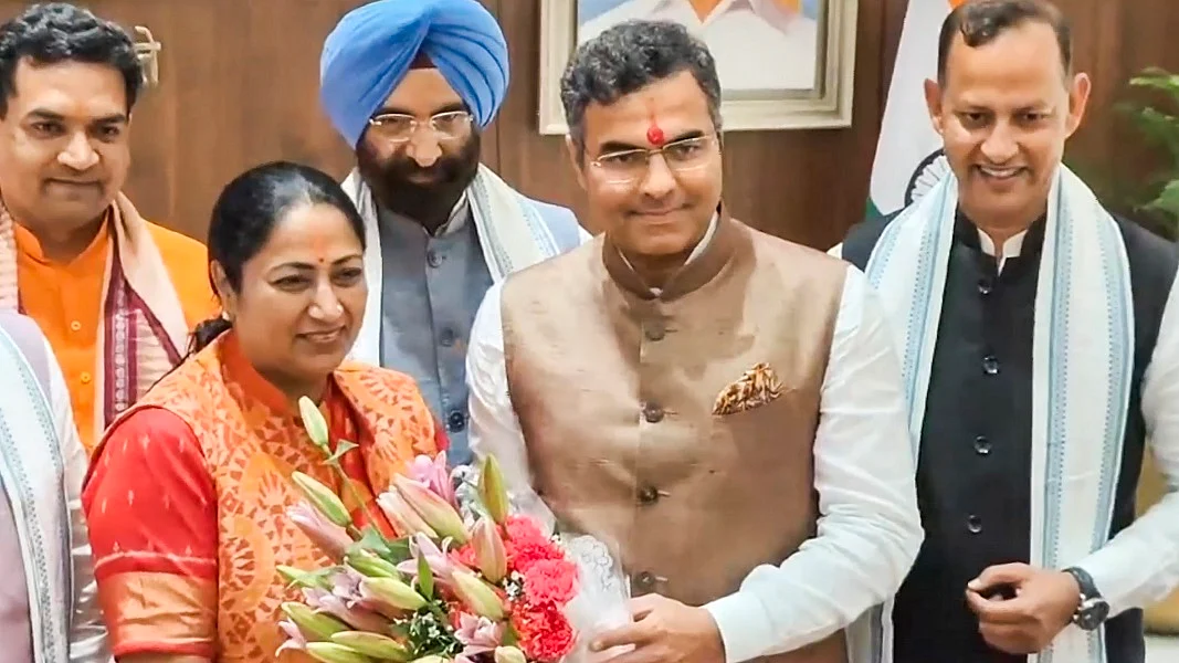 दिल्ली की बीजेपी सरकार के 71 प्रतिशत मंत्रियों पर आपराधिक केस दर्ज, सीएम भी लिस्ट में शामिल: एडीआर रिपोर्ट