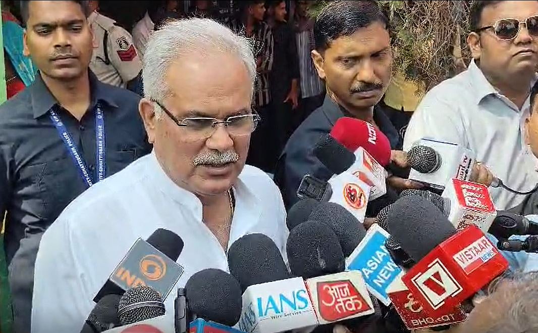 भूपेश बघेल का बीजेपी सरकार पर हमला, कहा- वाराणसी का यह हाल तो देश में क्या होगा?