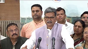 केंद्रीय एजेंसियों का इस्तेमाल कर विपक्ष को डरा रही है बीजेपी, कांग्रेस ने छत्तीसगढ़ विधानसभा में उठाया मुद्दा