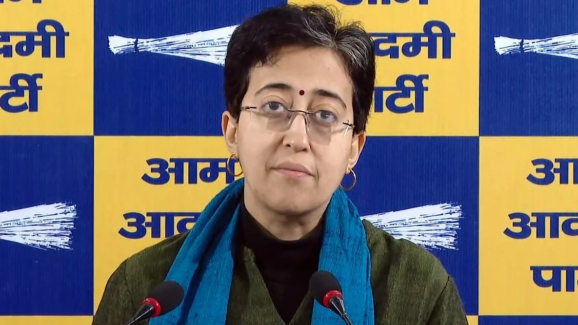 आतिशी ने सीएम रेखा गुप्ता को लिखा पत्र, महिलाओं को 2500 रुपये की पहली किस्त देने की मांग की