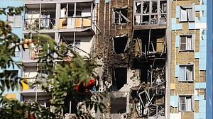 यूक्रेन का मॉस्को पर सबसे बड़ा ड्रोन अटैक, रूस का दावा- 337 ड्रोन मार गिराकर हमले को किया नाकाम