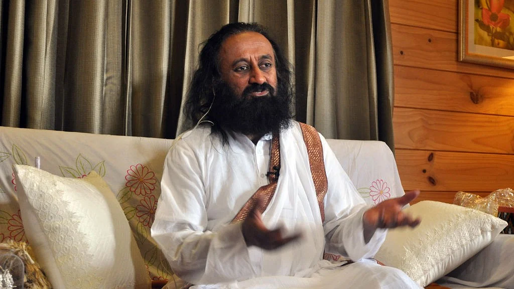 सोमनाथ के ज्योतिर्लिंग के जरिए चुनावों के लिए अद्भुत कहानी बुनी है श्री श्री रविशंकर ने...